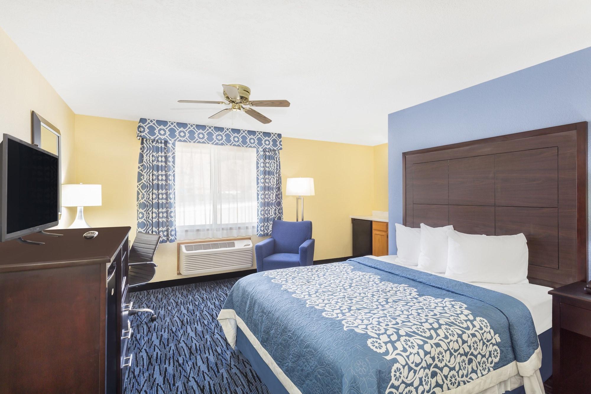 Days Inn By Wyndham Moab Exterior photo
